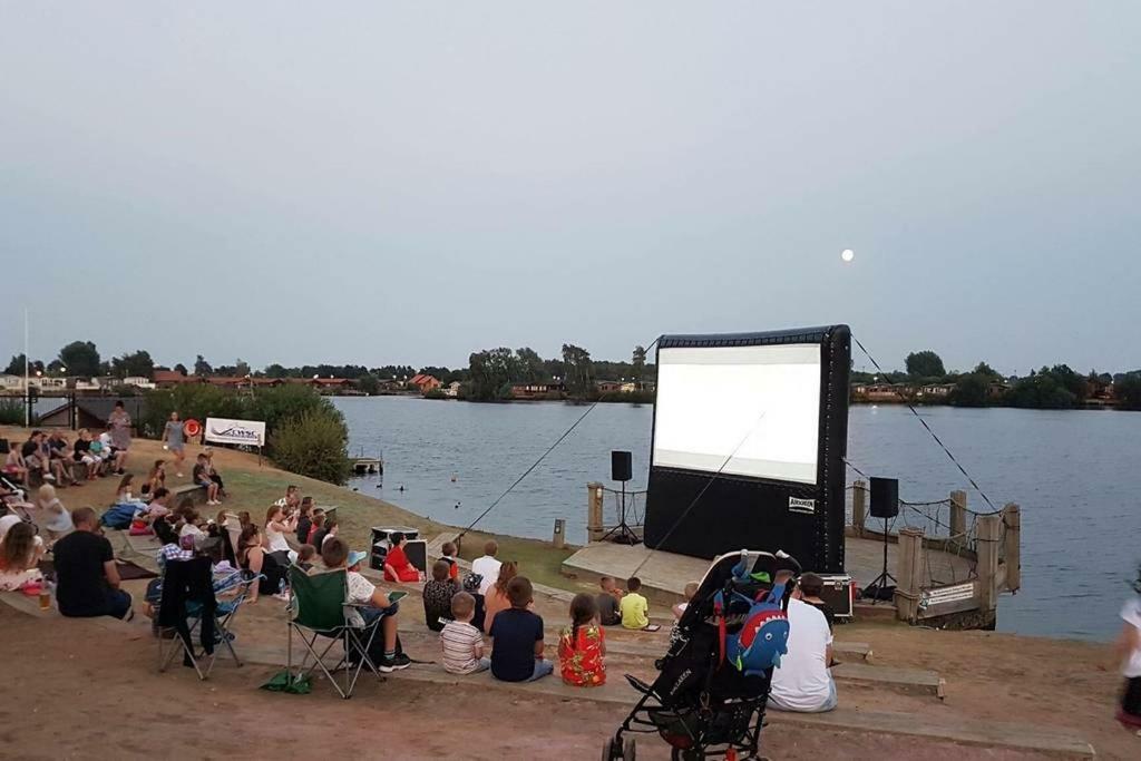 Relaxing Holiday Home With Hot Tub At Tattershall Lakes 외부 사진