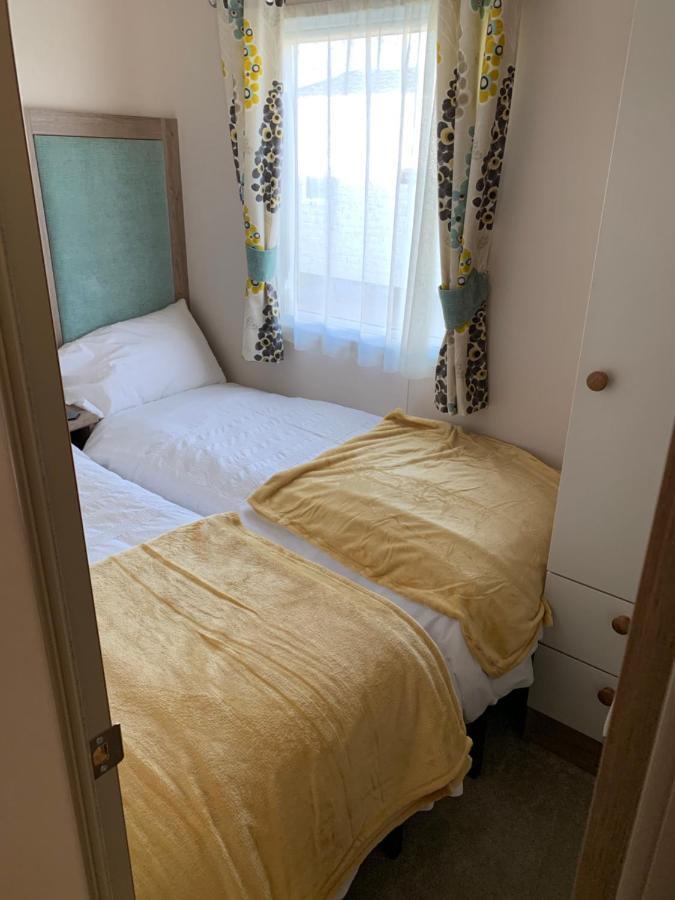 Relaxing Holiday Home With Hot Tub At Tattershall Lakes 외부 사진